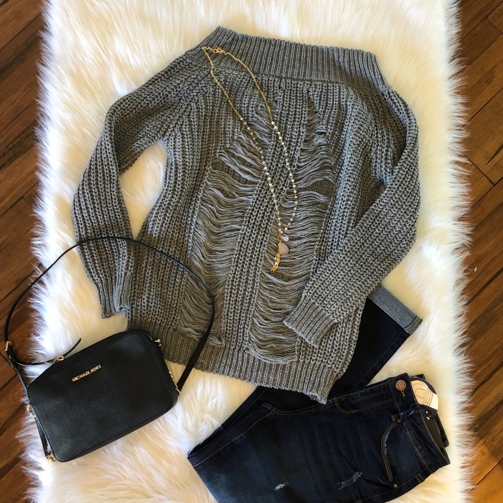 Distressed Back Sweater (Grey)
